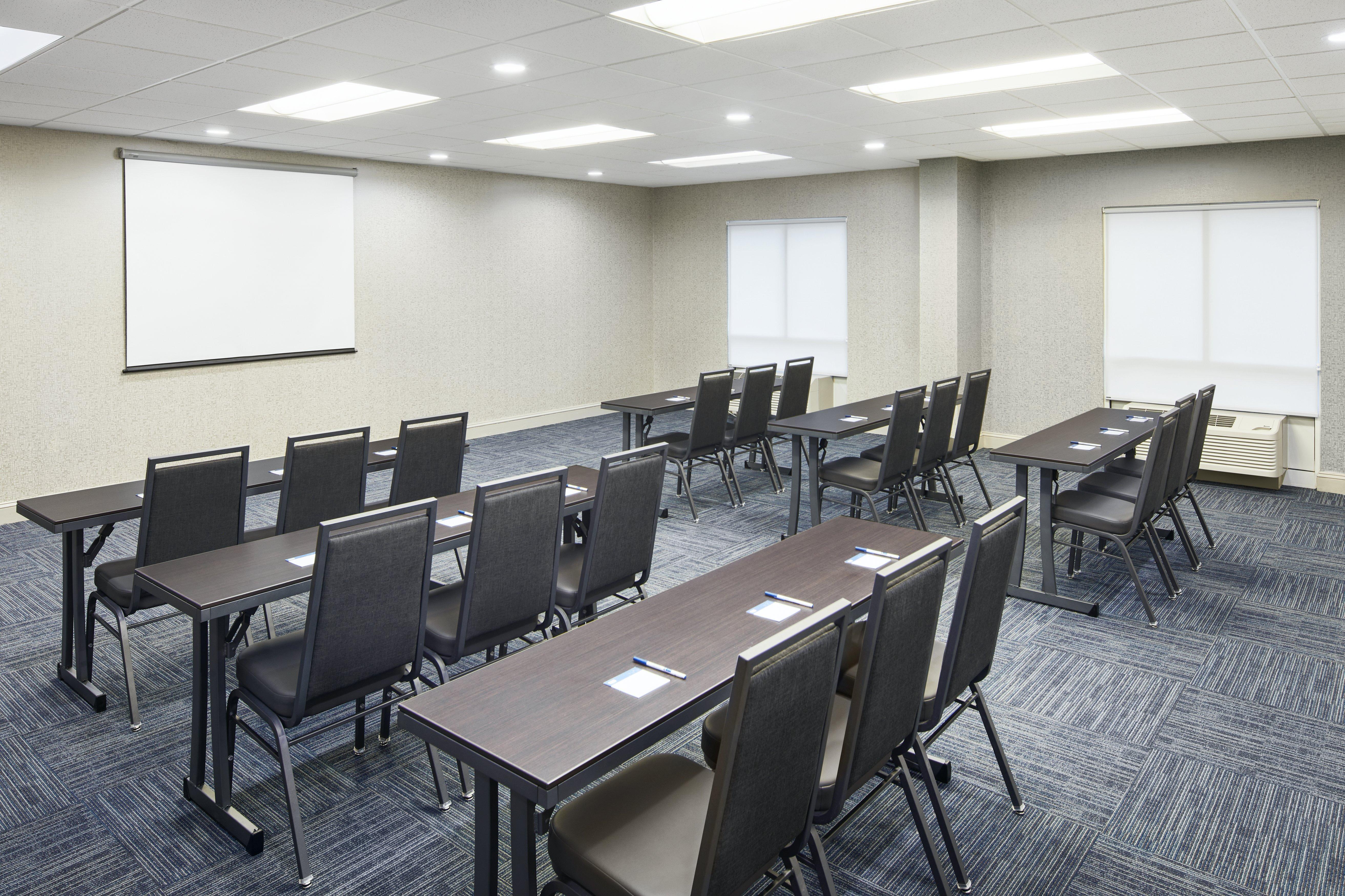 Holiday Inn Express & Suites I-26 & Us 29 At Westgate Mall By Ihg Spartanburg Exterior photo